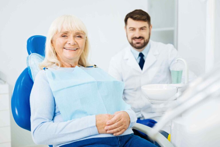 https://32pearlsdentalcare.com/wp-content/uploads/2020/02/smile-768x512.jpg